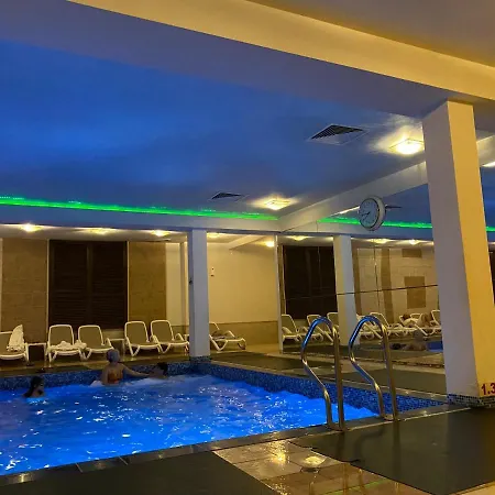 Life Apartment Bansko